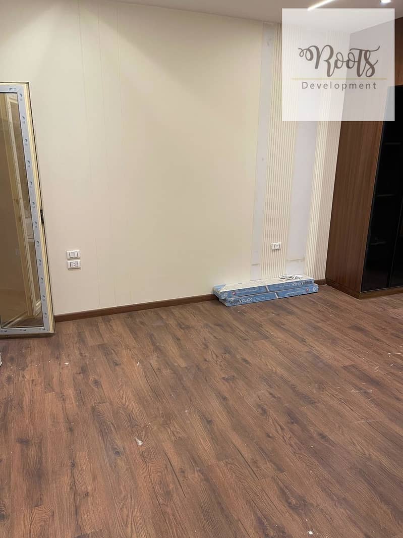 4 WhatsApp Image 2025-11-26 at 22.01. 29 (1)_960x1280. jpg