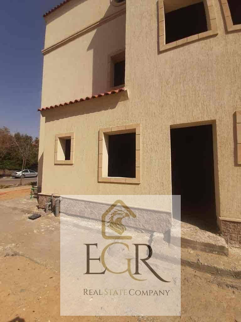 10 b14636ed-a43f-4fb6-97b6-b3baa919ba95. jpg