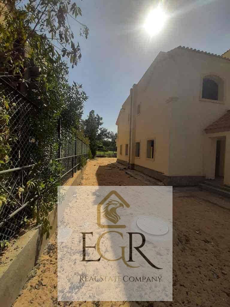 24 2e89f46b-a46b-4817-beff-5b98466ae3da. jpg