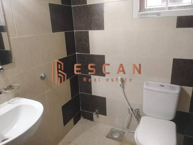 13 U923533 (12). jpg