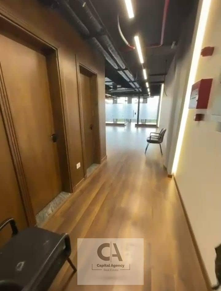 4 f293d6bf-b1ee-4083-9819-171822afb318. jpg