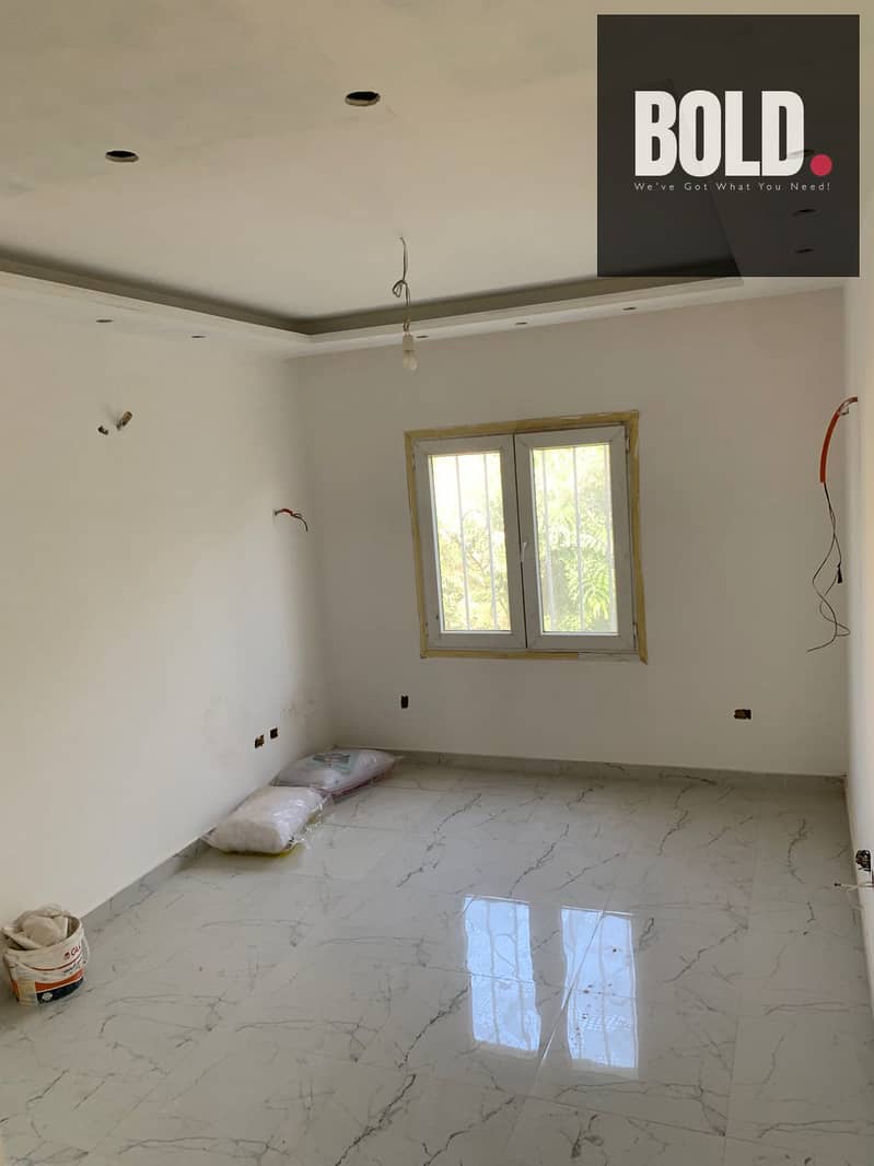 21 165e05e0-803c-42fe-88f4-e781979dbf7a. jpg