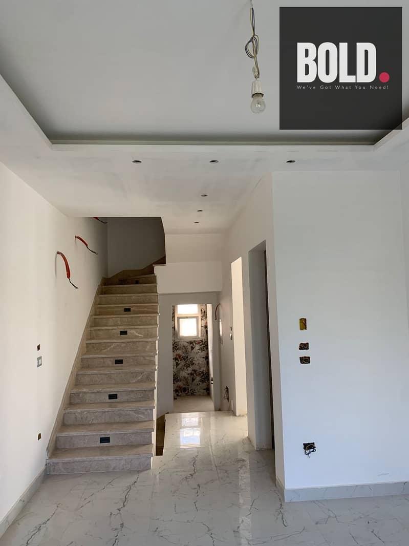 22 819a3d2a-d019-4715-a321-5c12d0fb2704. jpg