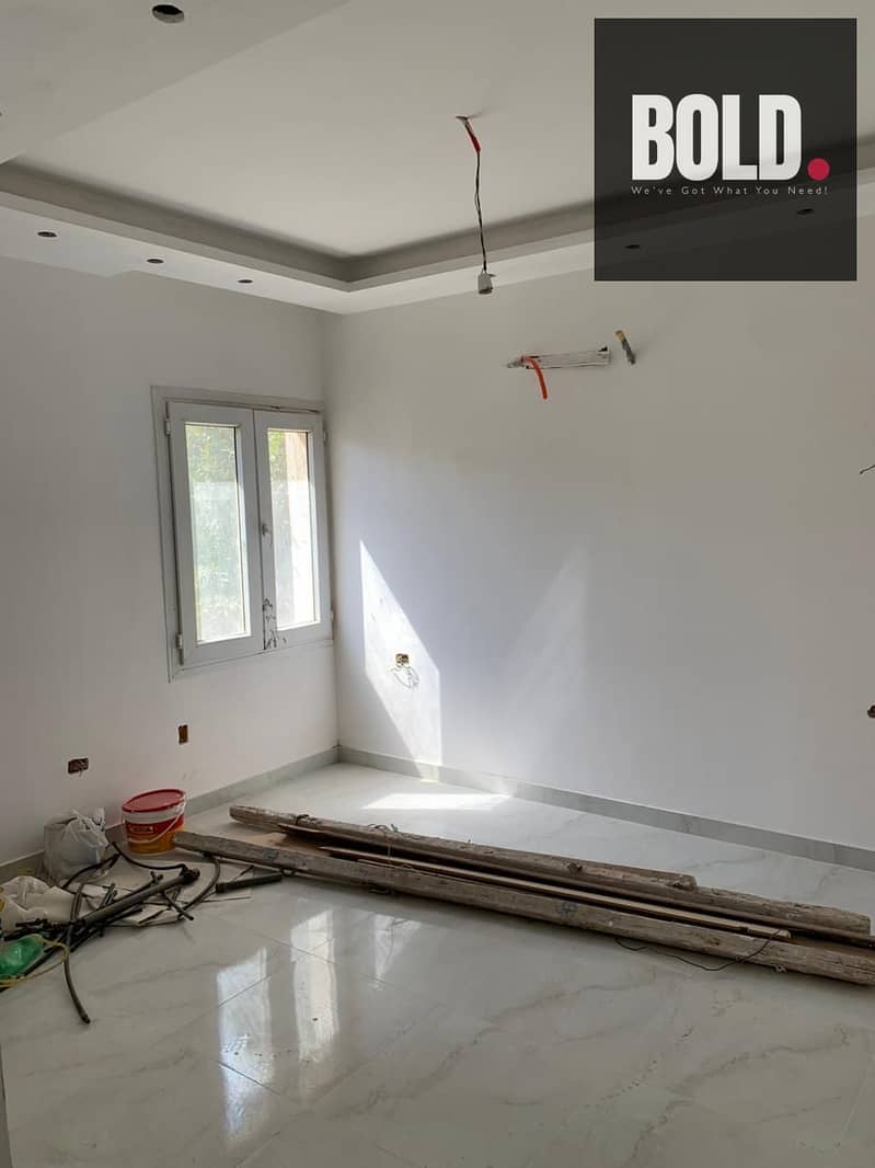 24 db4d40f8-416b-4d81-80e6-99ab3ab723a2. jpg