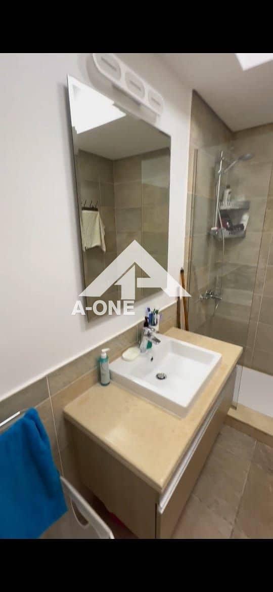 7 6544cb3a-6d22-4231-96c1-5d7f742246c1. jpg