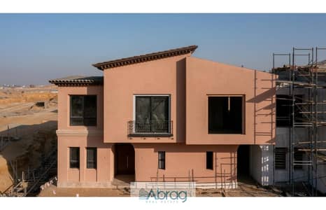 4 Bedroom Townhouse for Sale in Sheikh Zayed, Giza - DJI_0954. jpg 4 Bedroom Townhouse for Sale in Sheikh Zayed, Giza - DJI_0954. jpg