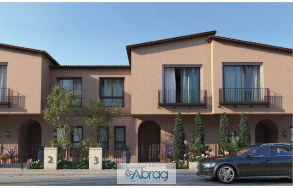 4 تاون هاوس امامي 1. jpg