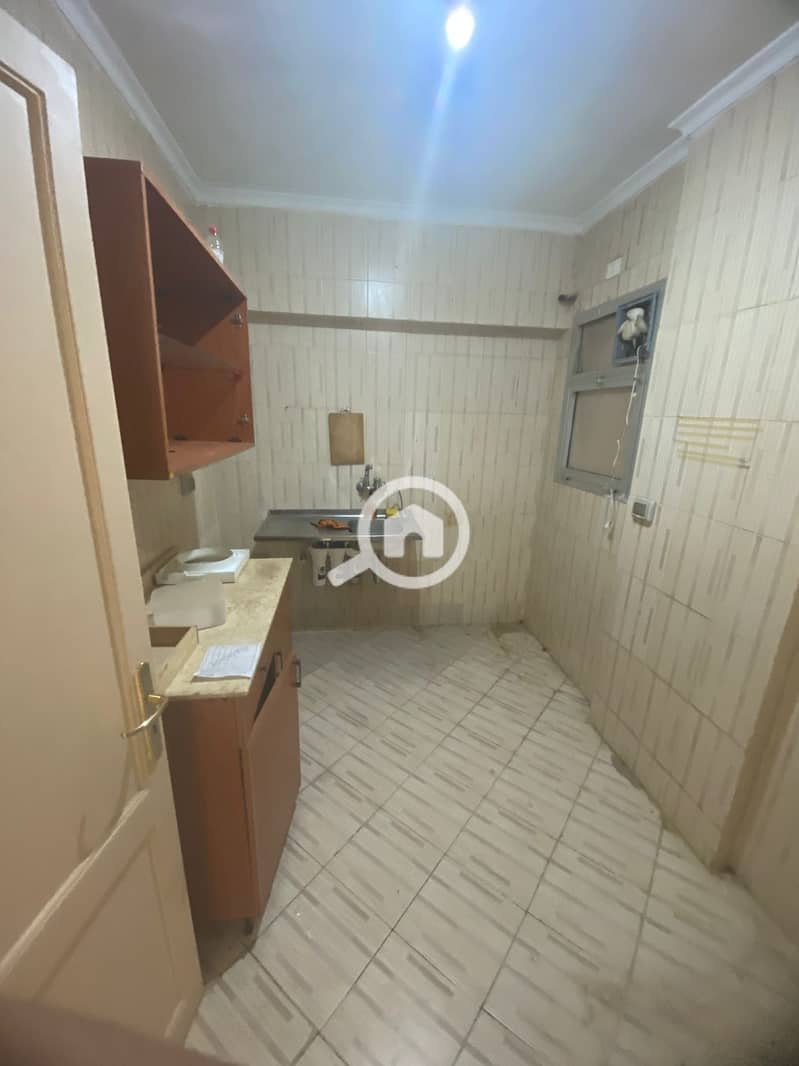 8 49c22a20-09e4-4279-9f37-d62d0d48bff0. jpeg