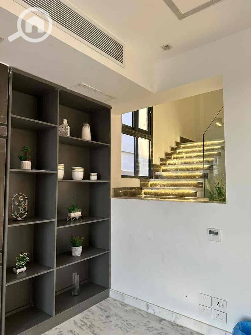 6 bde2b853-1660-48f6-8841-45d5c35057f2. jpg