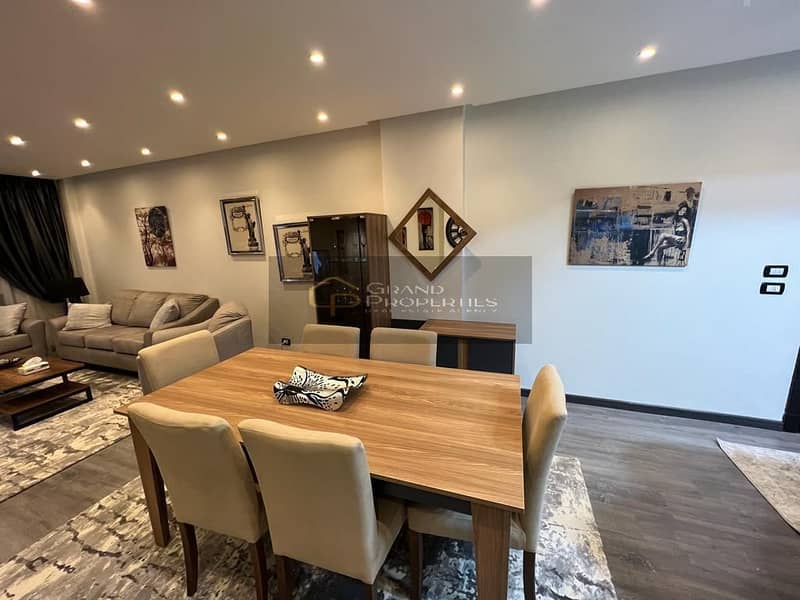 7 e65a6423-ce9c-492a-8e3a-e32ba5e97c92. jpg