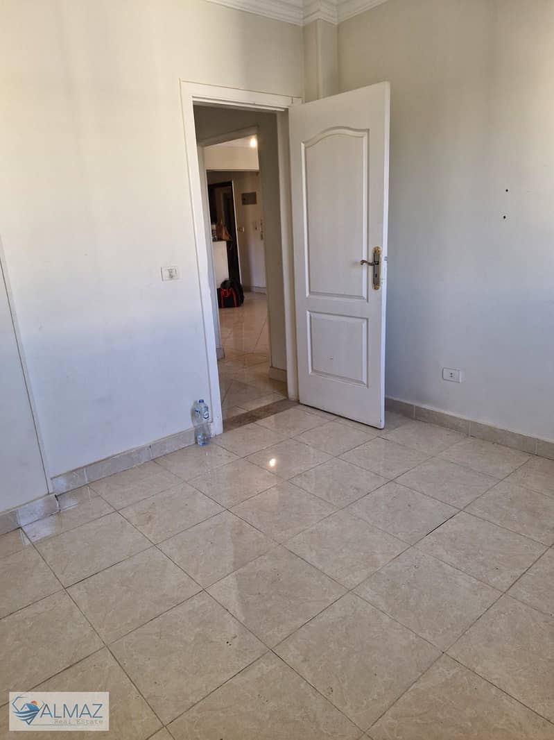 10 WhatsApp Image 2025-12-07 at 3.55. 23 PM. jpeg