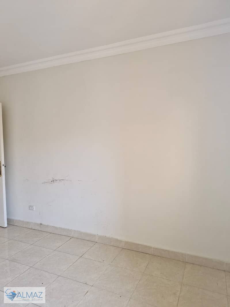 40 WhatsApp Image 2025-12-07 at 3.55. 41 PM (1). jpeg