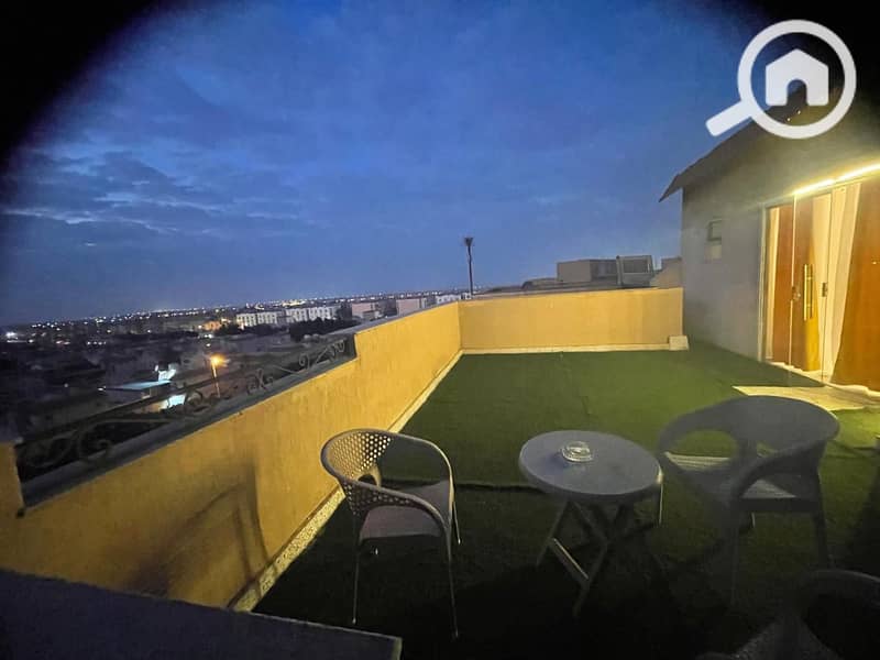 12 e8e90771-8fc0-4372-ac5f-782f33477ea9. jpeg