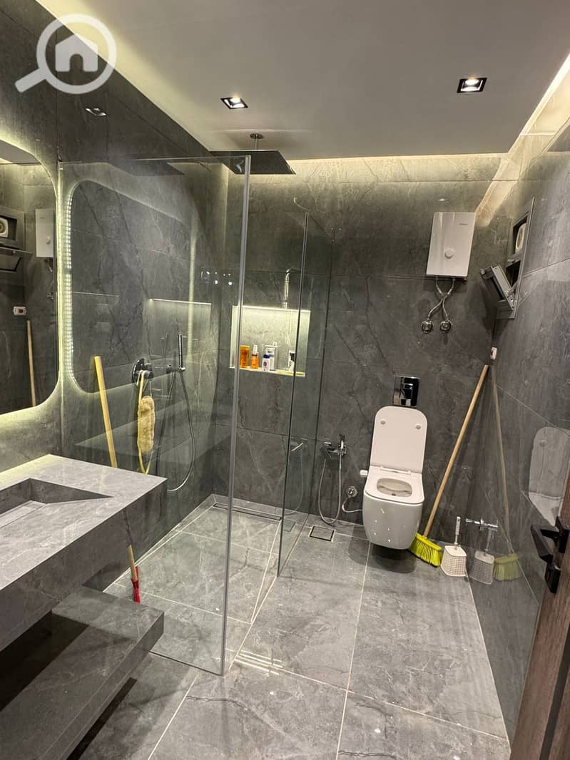 8 WhatsApp Image 2025-12-07 at 4.44. 33 PM (1). jpeg