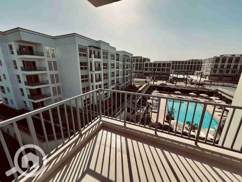 1000485691. jpg 1000485691. jpg