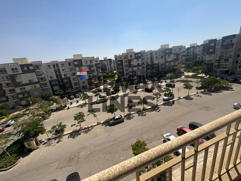 4 WhatsApp Image 2025-12-06 at 19.52. 31. jpeg