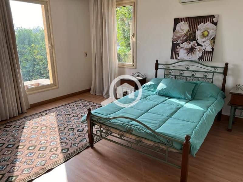 12 d19da2f2-d79b-4a02-87f2-18996e7f765e. jpg