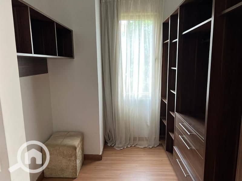 15 f27dcf84-7661-4d82-89ee-62151638495f. jpg