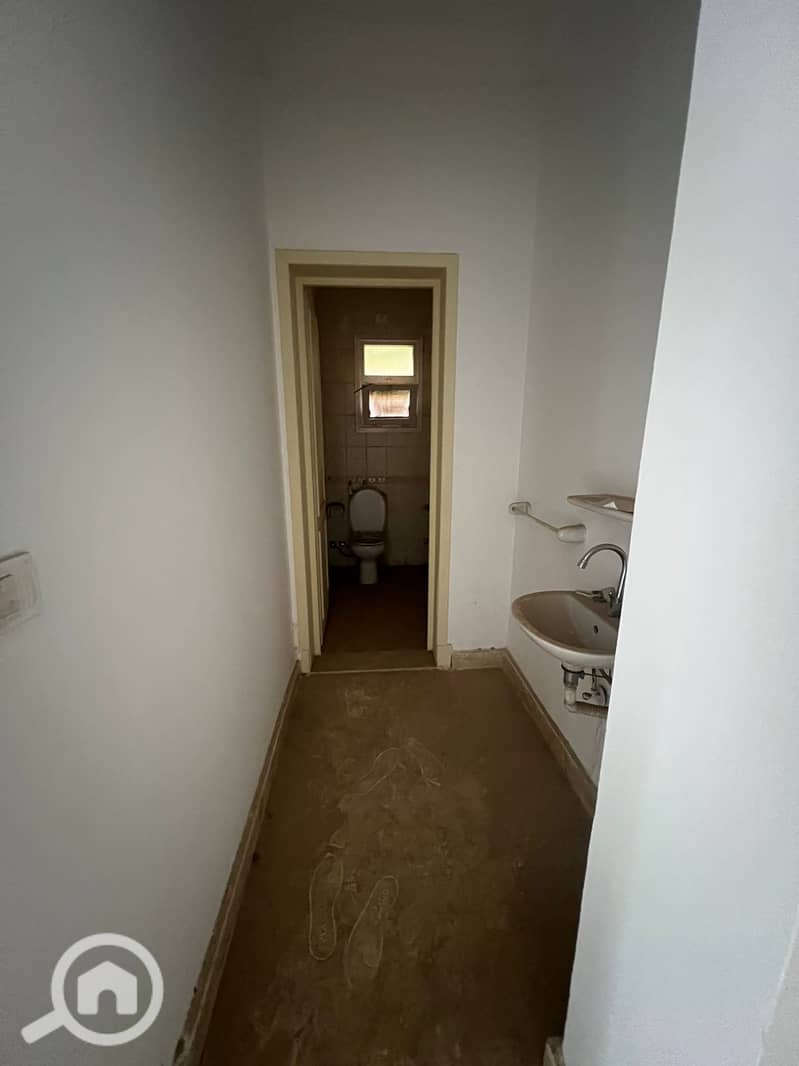 4 WhatsApp Image 2025-12-07 at 5.41. 49 PM (3). jpeg