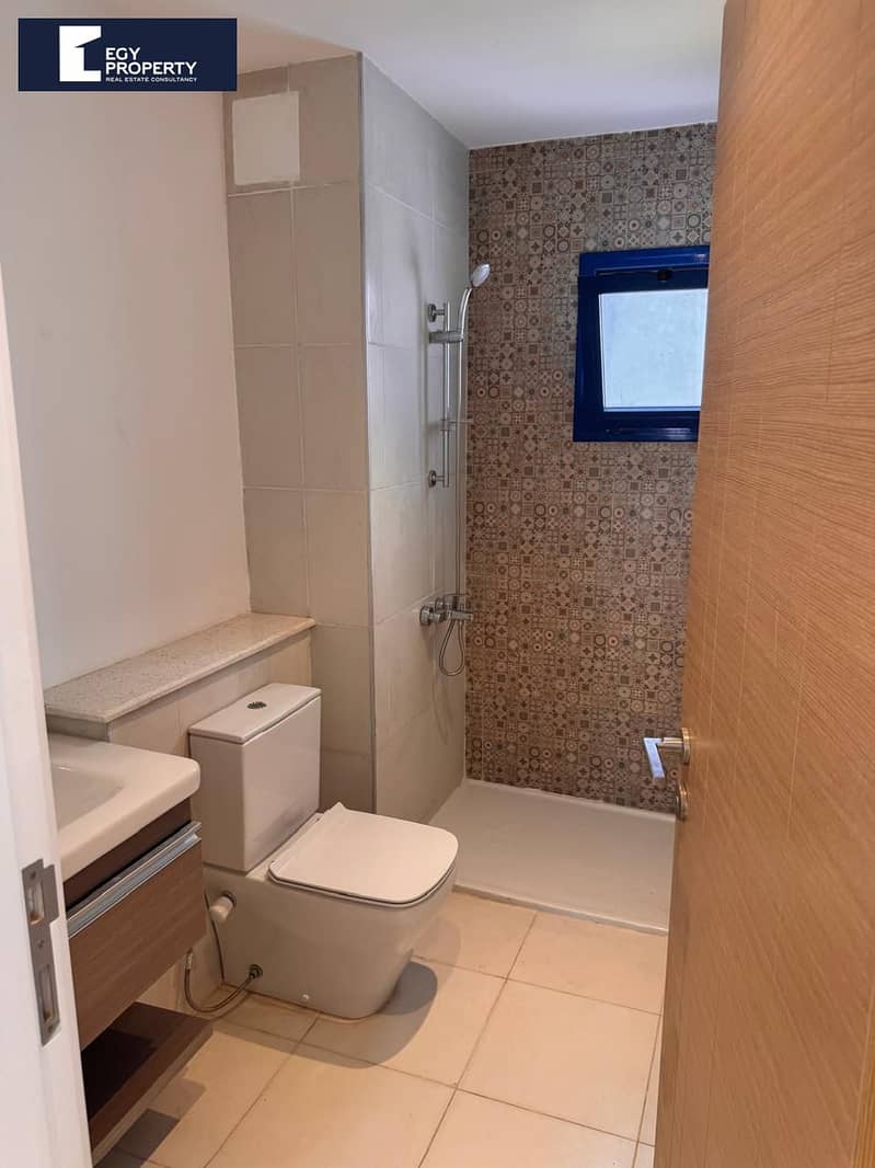 9 _files_865b8c55-ba61-4ca9-a1f3-b9236f94adcf. jpeg