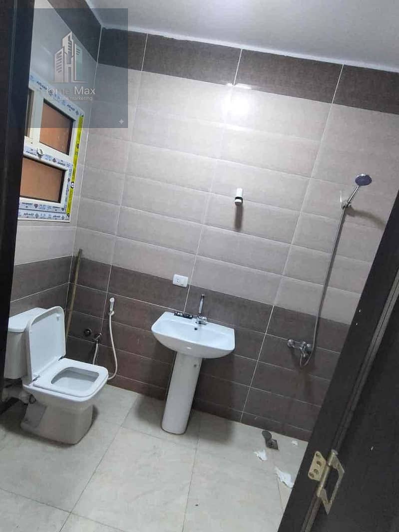 4 96776e24-c8bd-4312-94bc-3bc8963d5fff. jpg