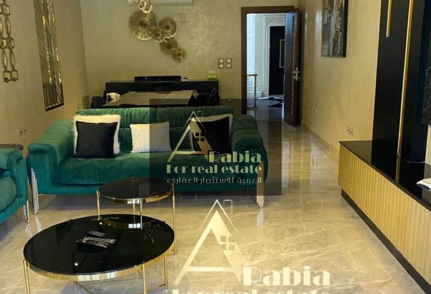 4 3e8b8b17-bb6d-4434-9f87-0f258f155606. jpg