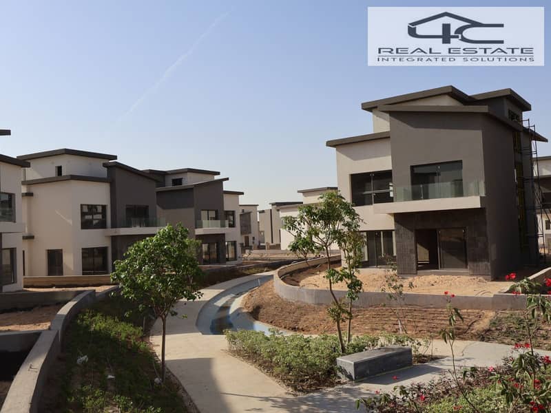 5 WhatsApp Image 2025-10-14 at 2.54. 21 PM (2). jpeg