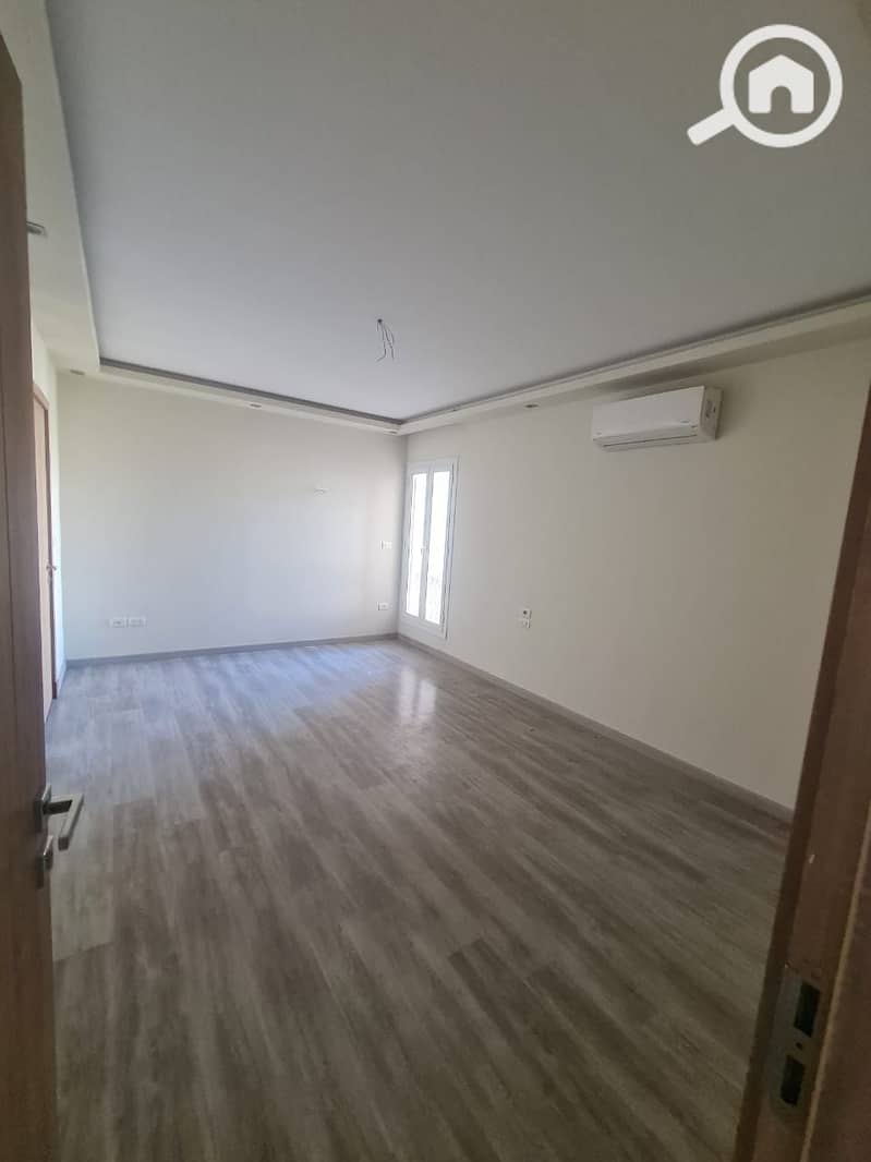 7 WhatsApp Image 2025-12-03 at 3.39. 46 PM (1). jpeg