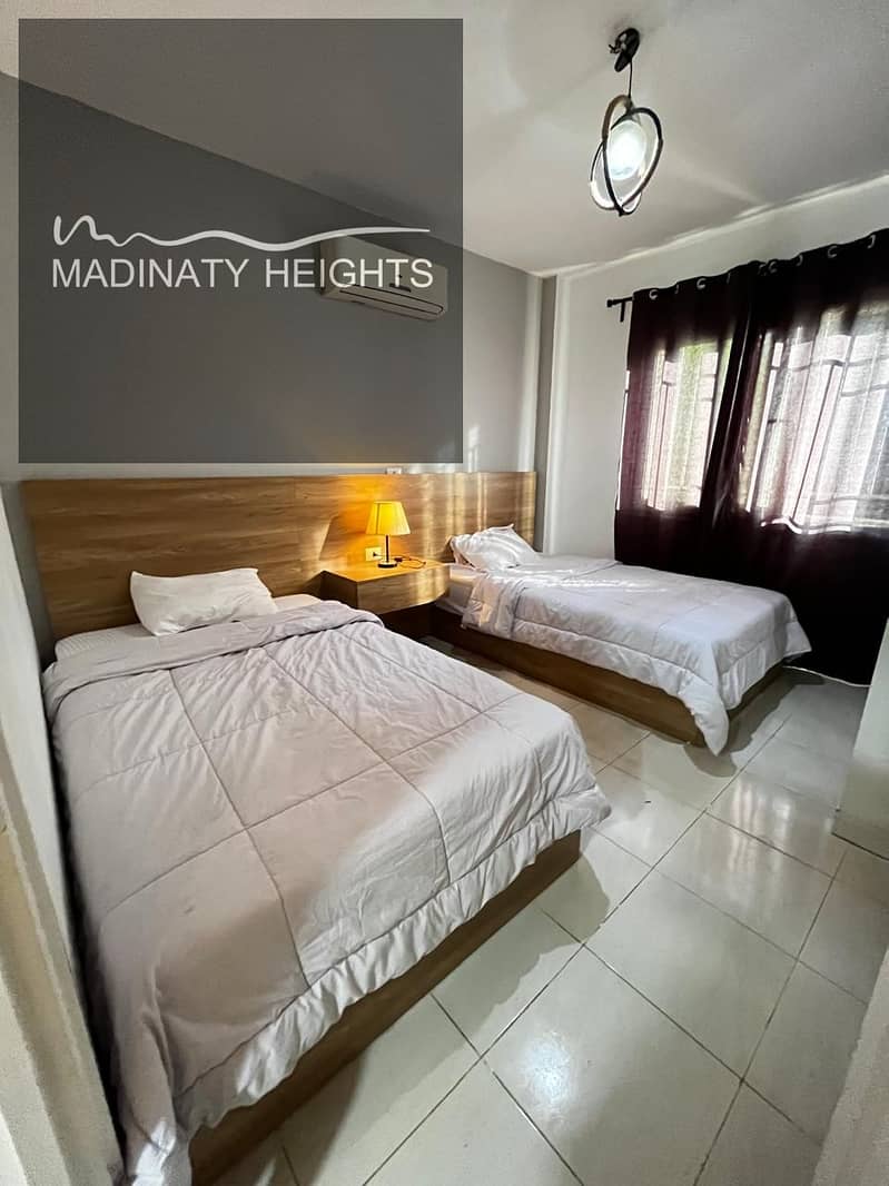 6 WhatsApp Image 2025-12-07 at 16.44. 35_566e9063. jpg