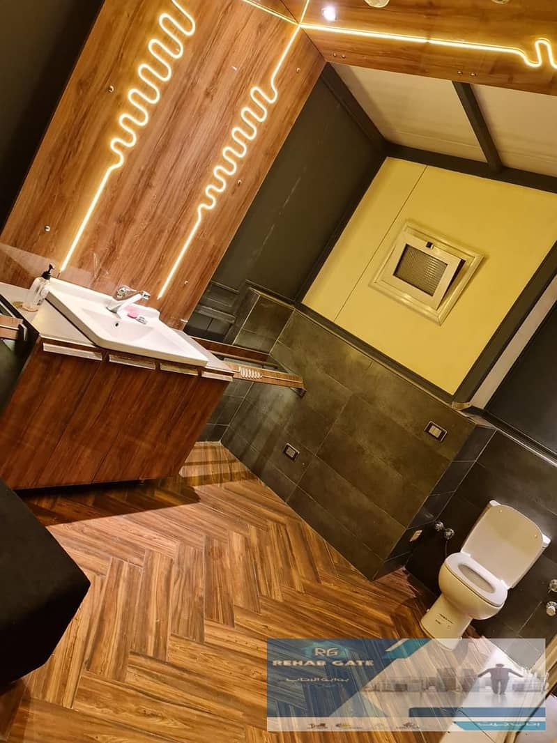 24 WhatsApp Image 2025-12-07 at 1.58. 54 PM. jpeg