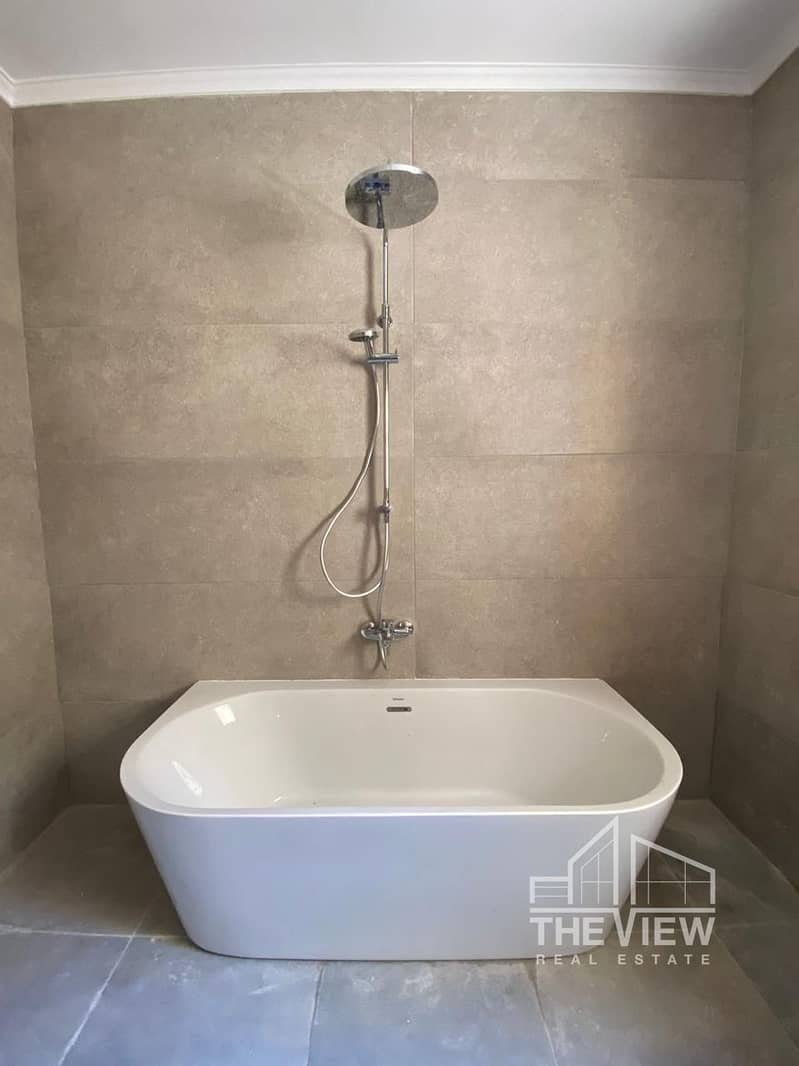 10 WhatsApp Image 2025-11-22 at 00.59. 05_d2bb577a. jpg