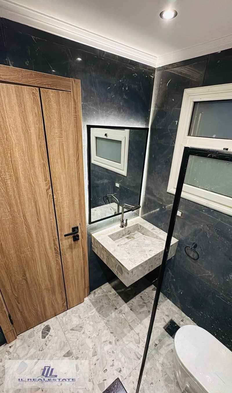 7 b2b6ffd3-6539-4b2e-be01-1535a1ae5aae. jpg