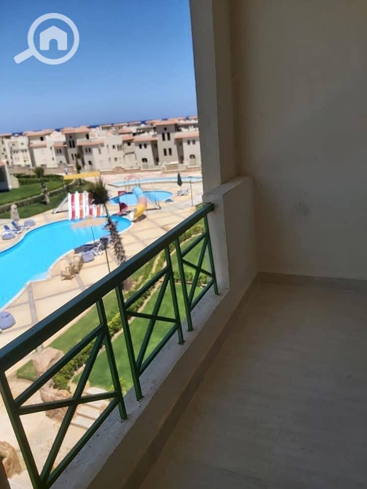 4 f79badbf-132a-4761-8d8e-01f64937fb15. jpeg