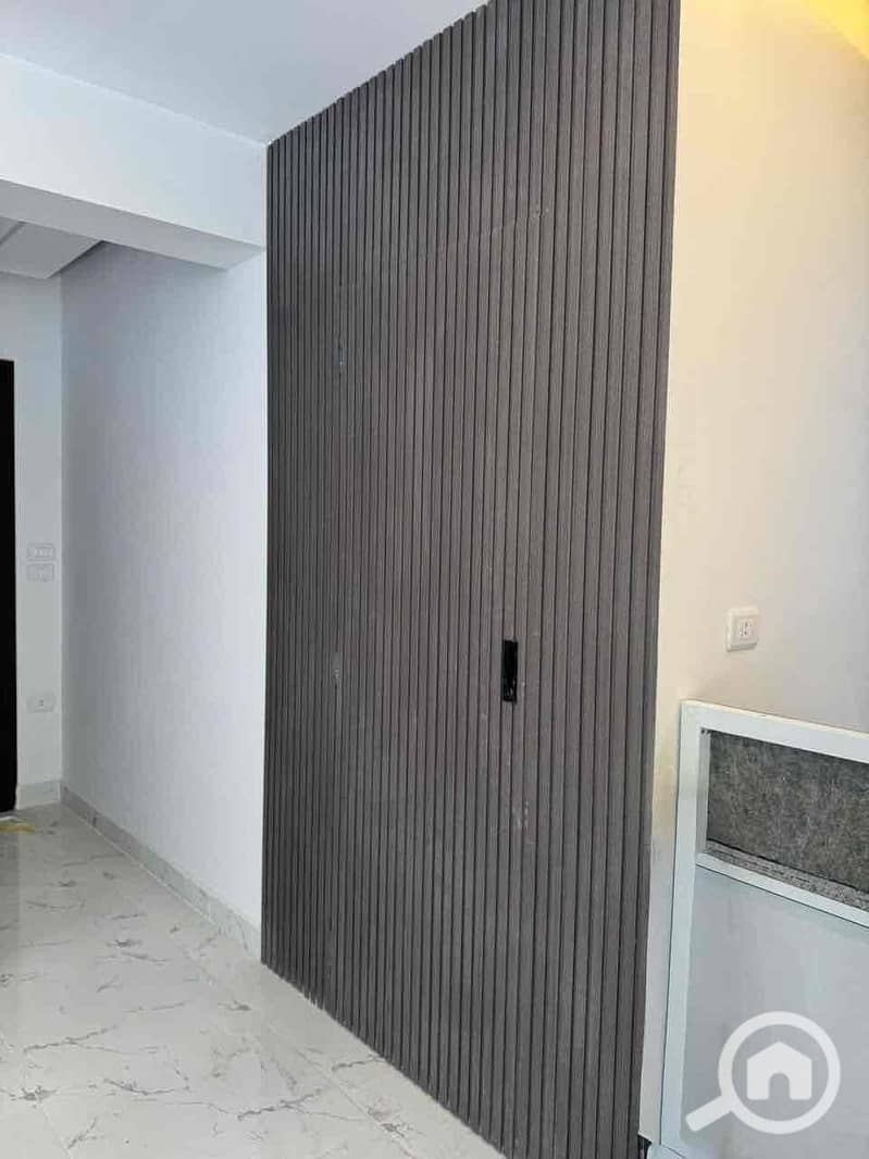 4 ea6bbe62-b432-4d62-b4dc-fb1726d8aa54. jpg