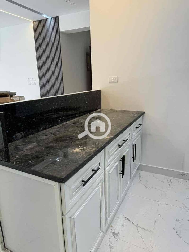 5 b8df9202-cd26-467e-b514-b98e07583337. jpg