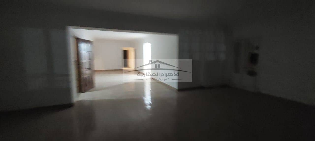 2 WhatsApp Image 2025-12-07 at 5.36. 44 PM (3). jpeg