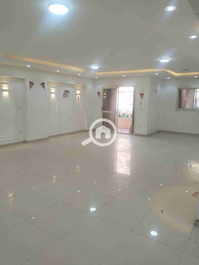 شقة 3 غرف نوم للايجار في المقطم، القاهرة - 1000300021. jpg