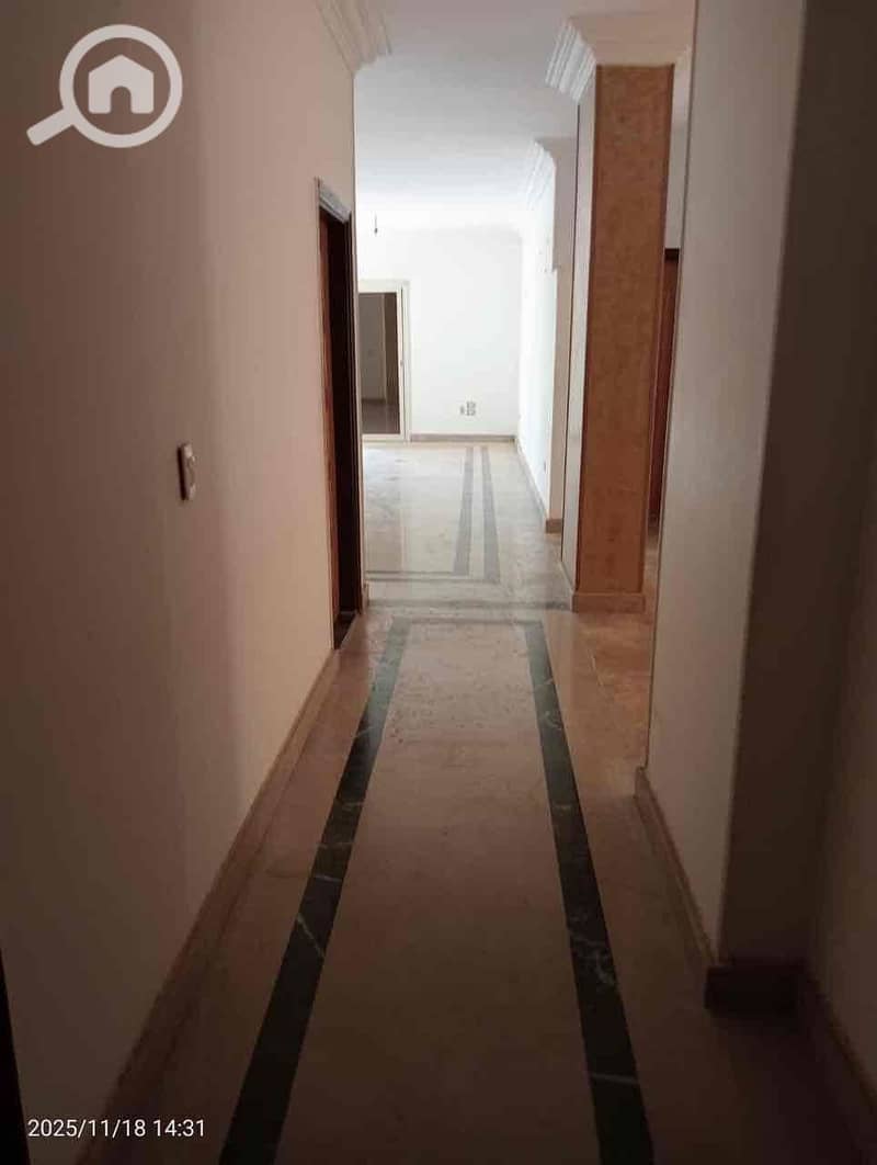 7 88812ce4-980d-4f5a-bbb6-42d2678d4070. jpg