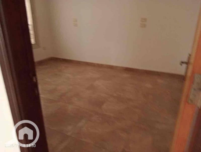 8 43fb09c1-1b98-410f-bc1a-0ef27775e87e. jpg