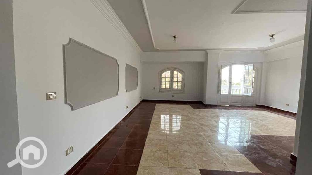 2 5a4a0b63-e28c-4a50-ae56-2ed7b0c5822c. jpg