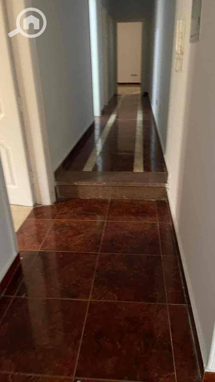 11 bb628e4b-145c-42f8-8cf7-a9b985917ffc. jpg