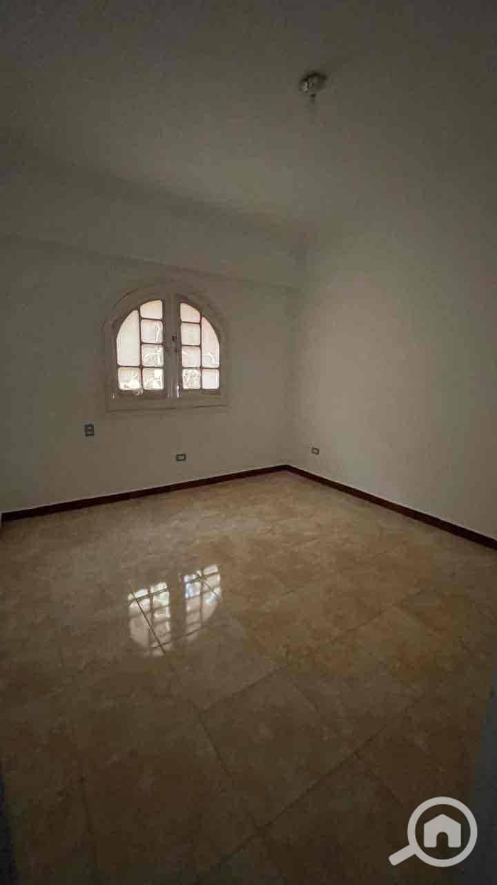 13 c7449d64-36cf-43f6-807e-f023ff14b681. jpg