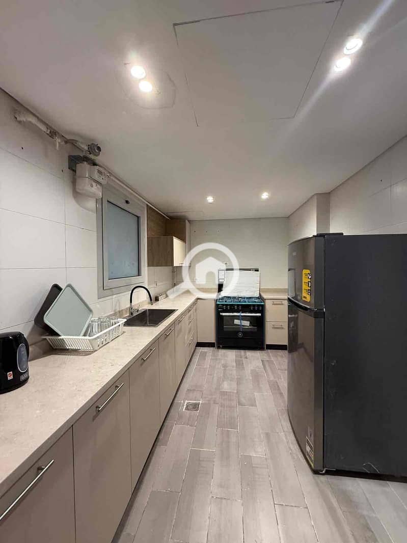 4 681a88c9-8717-4ef9-b20a-fcb523cf7d8a. jpg