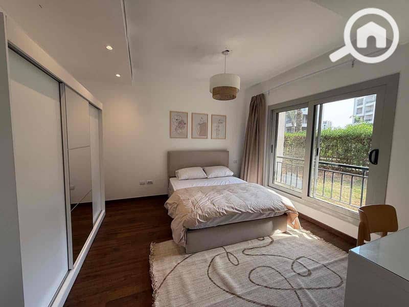 10 68182fa5-fd74-4a29-bcd9-3992c969bbdb. jpg