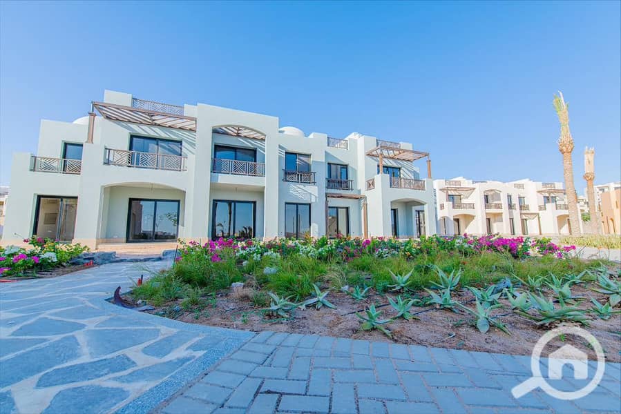 10 474257985_546545148402843_7485886224470836566_n. jpg