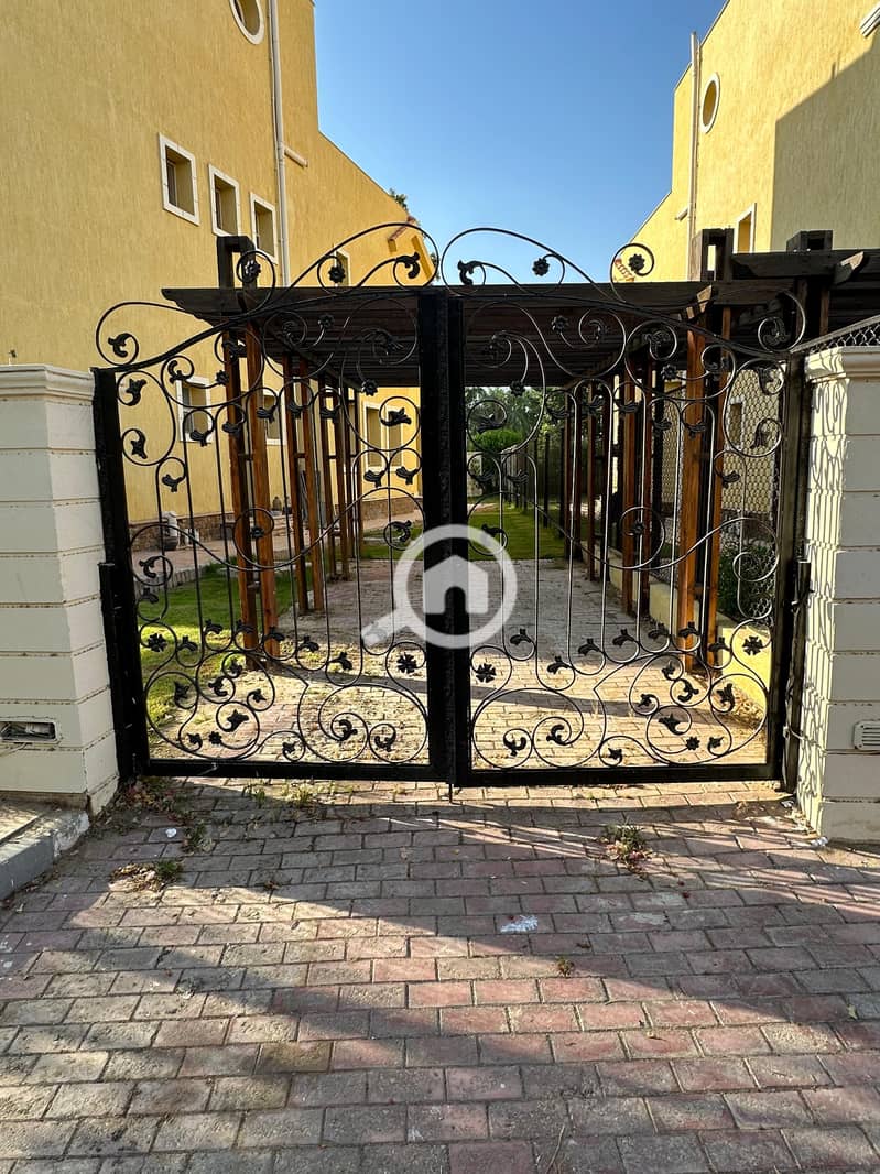 4 6c20ae71-7797-4d12-a9bf-8e12b0217652. jpeg