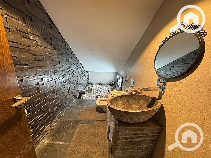 3 5b45bd17-cf61-461d-831c-74b7c8d78063. jpeg