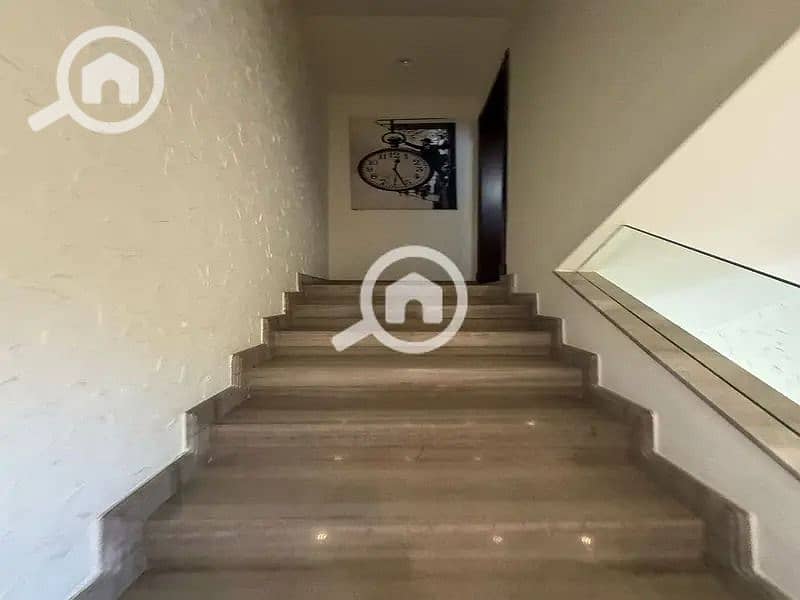 21 d44ecb88-d4b8-461f-8792-3c76403b64ef. jpeg