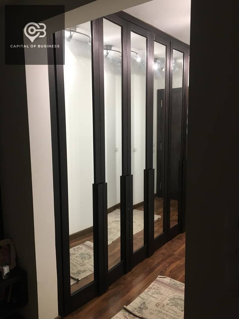 7 127b77a8-7093-401a-b0bb-2a1955fb9ffa. jpg