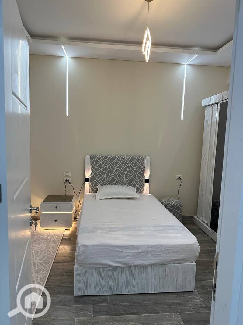 19 9197c783-d0eb-48d0-8875-e02277aeda40. jpg